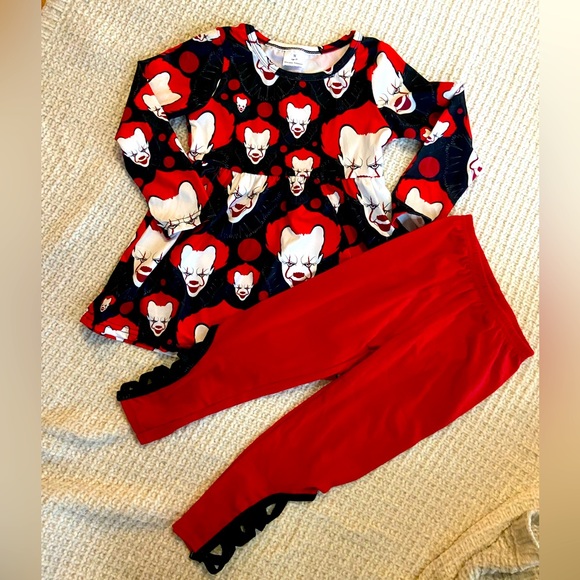 Pennywise Outfit, Boutique - Picture 1 of 10
